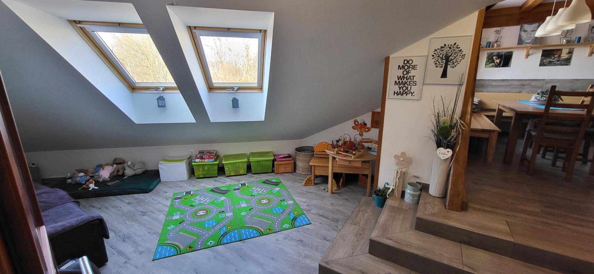 Family House 94 Apartman Prosecne Kültér fotó