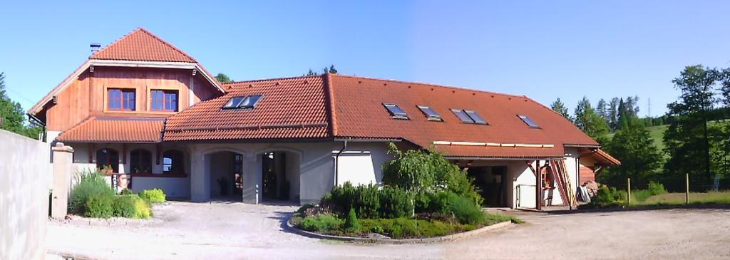 Family House 94 Apartman Prosecne Kültér fotó