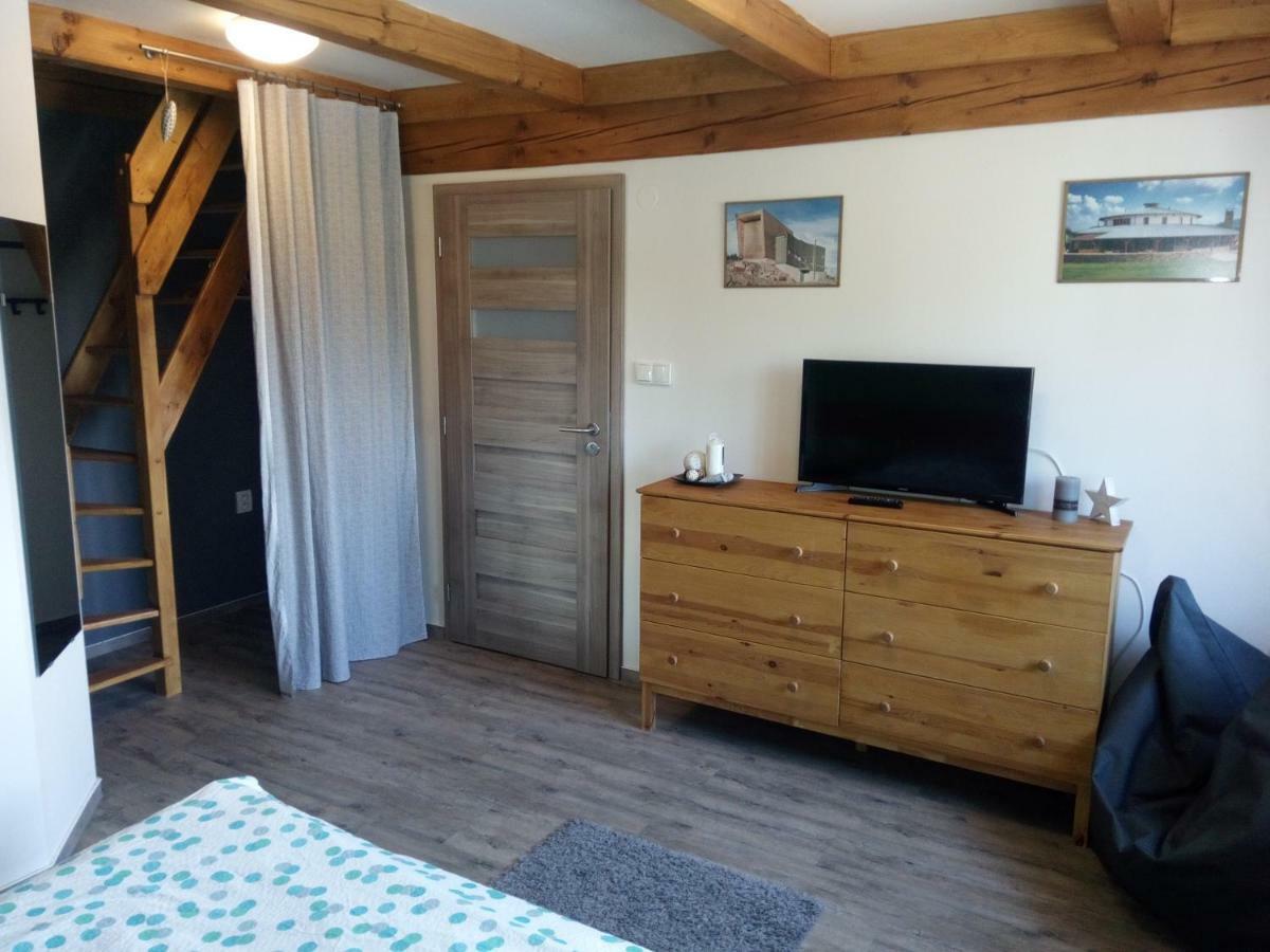 Family House 94 Apartman Prosecne Kültér fotó